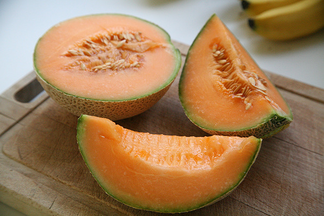 Cantaloupe and Cucumber Popsicles
