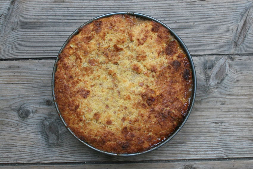 Traditional Apple Cake