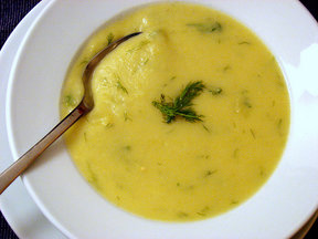 Potato_leek_soup_with_cheddar_and_dill