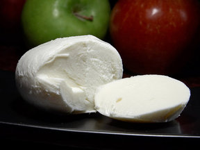Cheese_07_bg_042906-1