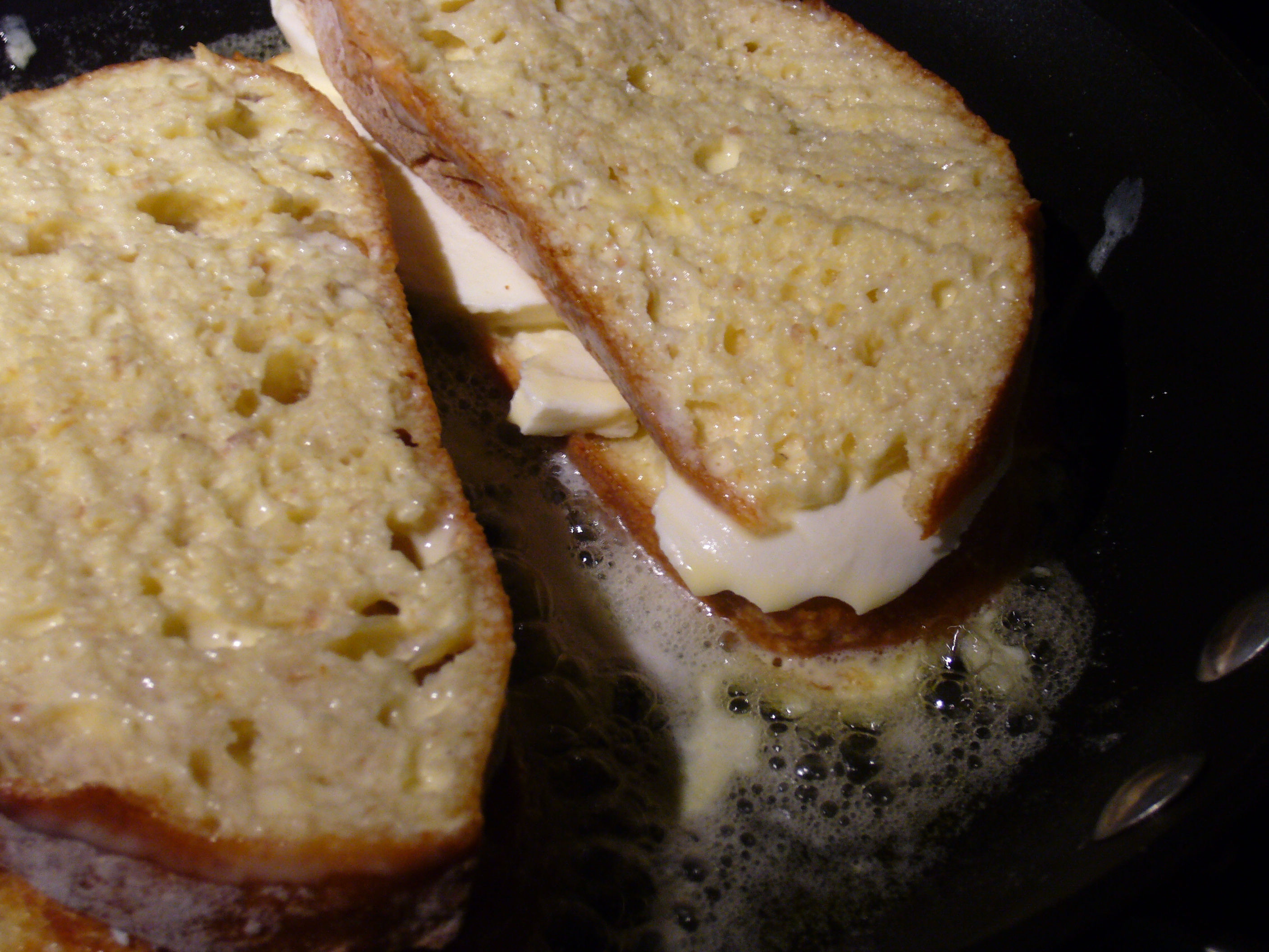 Mozzarella in Carrozza with SunDried Tomato and Roasted Red Pepper Jam