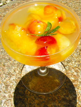 "The Kirsch-Pfirsich Bowle"