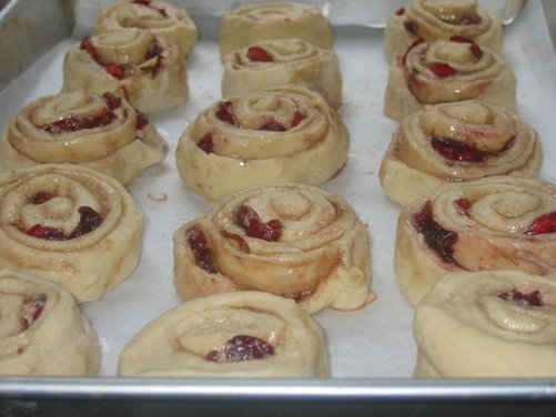 Cherry-Almond Cinnamon Buns