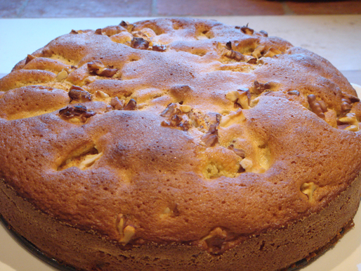 Apple_and_nuta_cake_2