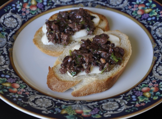 Burrata_tapenade_crostini_food52