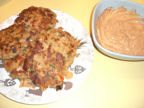 Cilantro Lime Salmon Cakes with Chipotle Mayo
