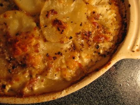 Bacon, Blue, and Roasted Garlic Gratin