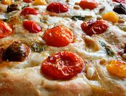 Heirloom_tomato_focaccia