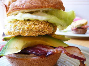 Fried_green_tomato_blt_photosm