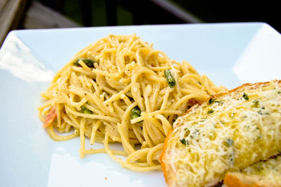 Pasta Carbonara w/ Fresh Green Beans