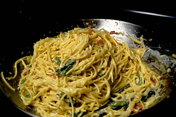 Pasta Carbonara w/ Fresh Green Beans