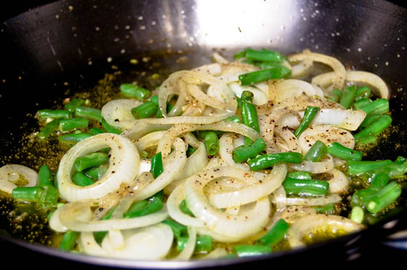 Pasta Carbonara w/ Fresh Green Beans