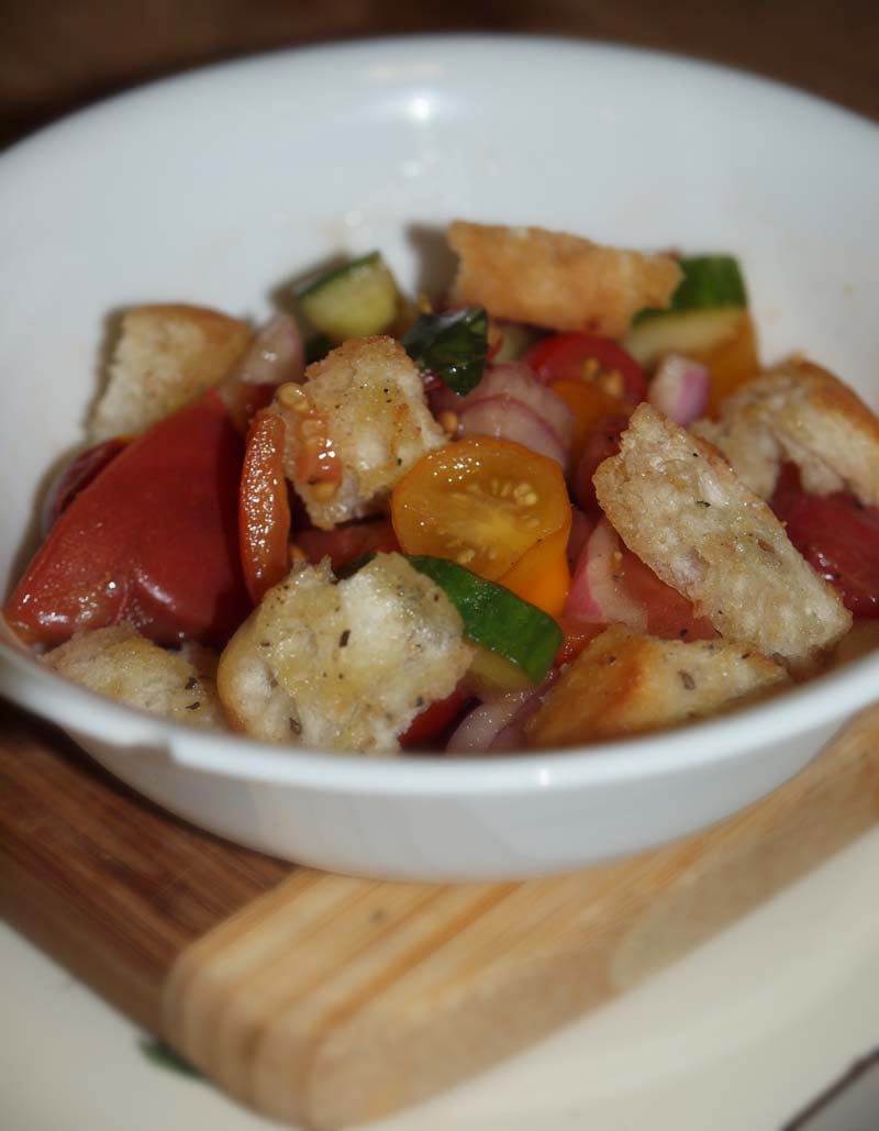 Simple Summer Panzanella