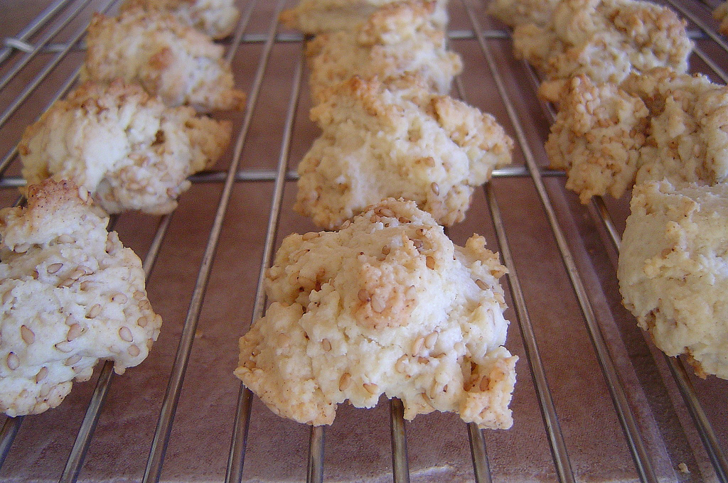 Sesame Cookies