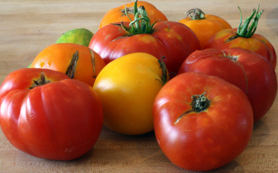 Blended Heirloom Tomato Soup with Basil