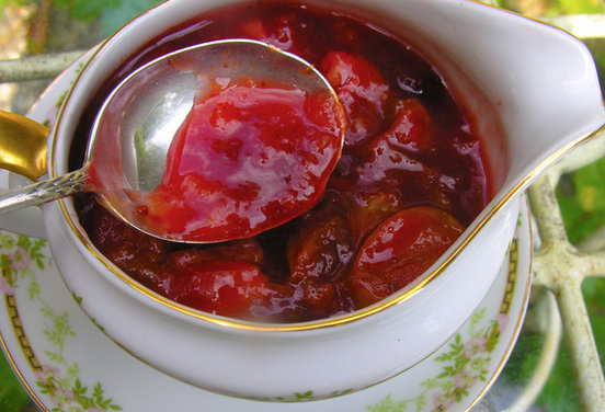 Spicy sweet and sour plum sauce
