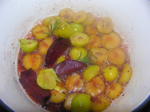 Spicy sweet and sour plum sauce