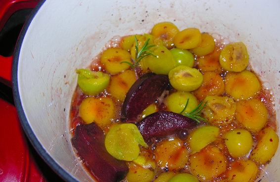 Spicy sweet and sour plum sauce