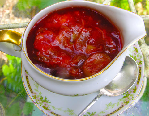 Spicy sweet and sour plum sauce