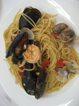 Spaghetti alla Chitarra Barilla allo Scoglio (Seafood)