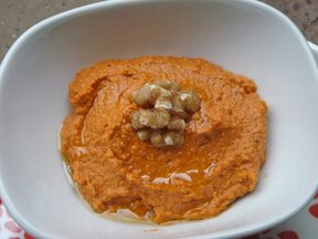 Red-pepper-walnut-dip