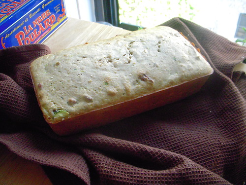 zuchinni cake bread