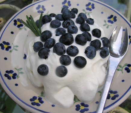 Variations on a meringue cookie