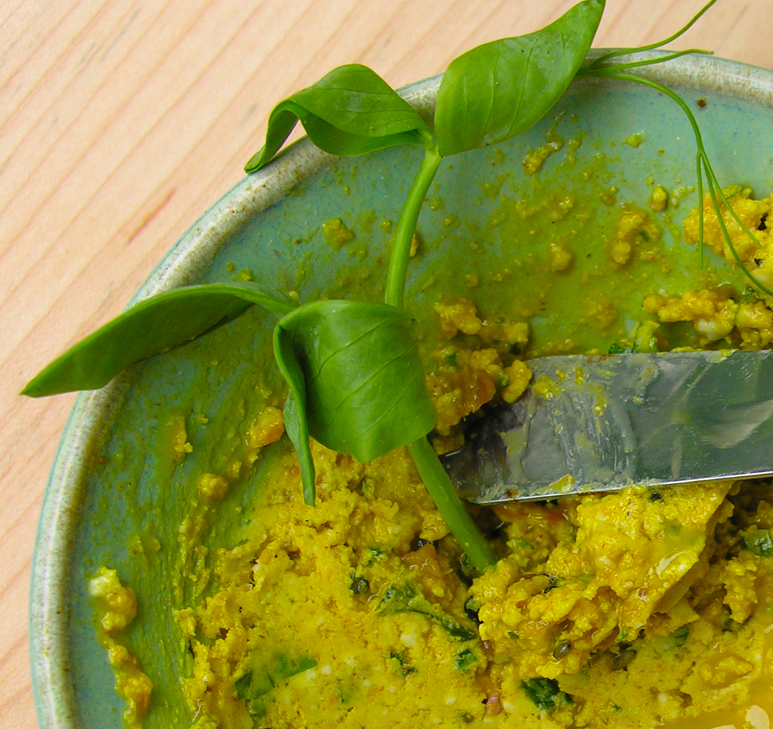 Mustard butter, live