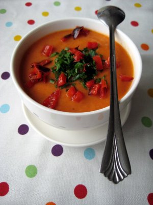 Roasted Red Pepper & Cauliflower Soup