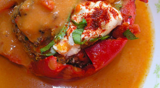 Hungarian stuffed reds with red quinoa