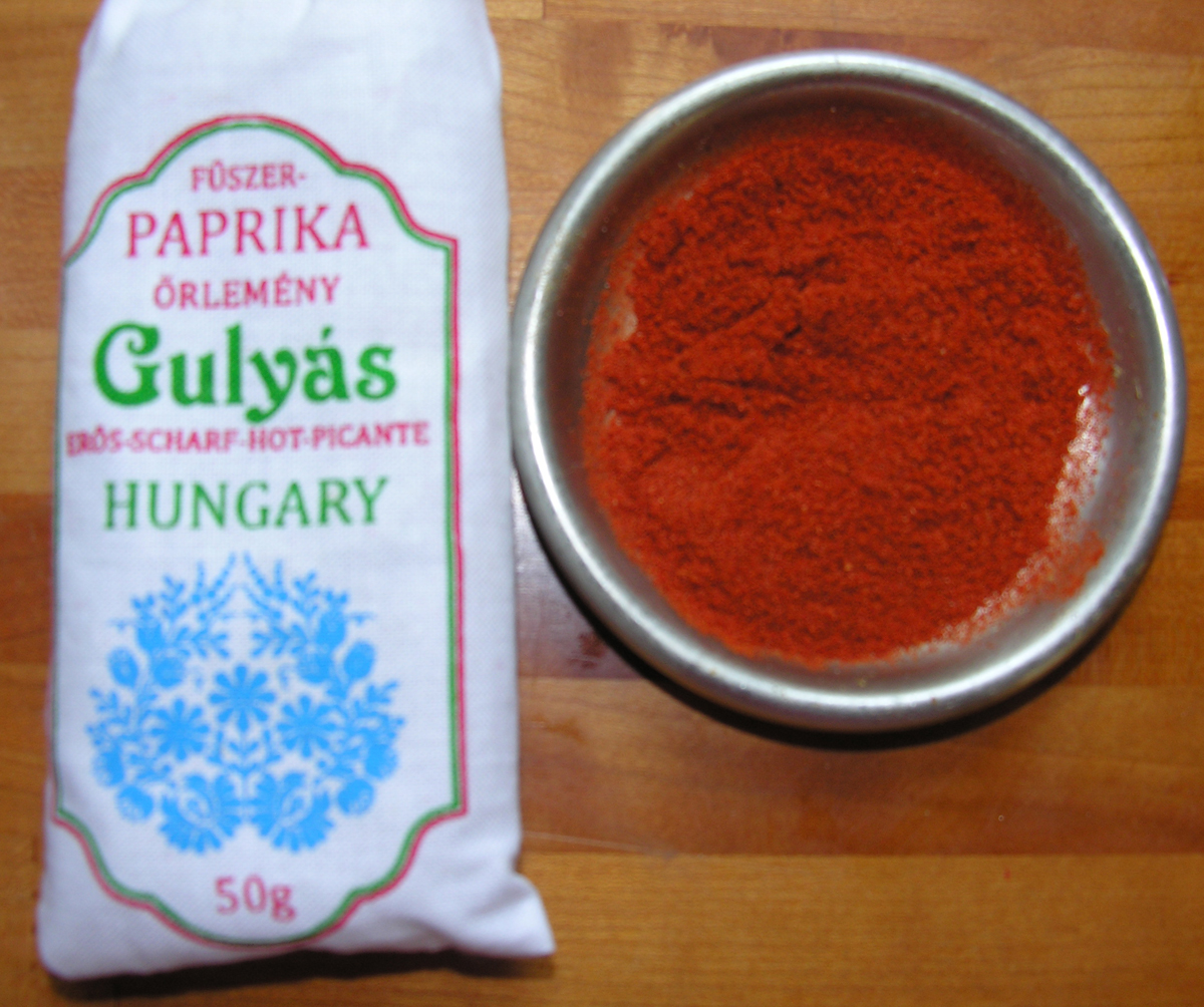 Hot paprika red pepper shorba soup with lime