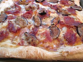 Fig & Prosciutto Pizza