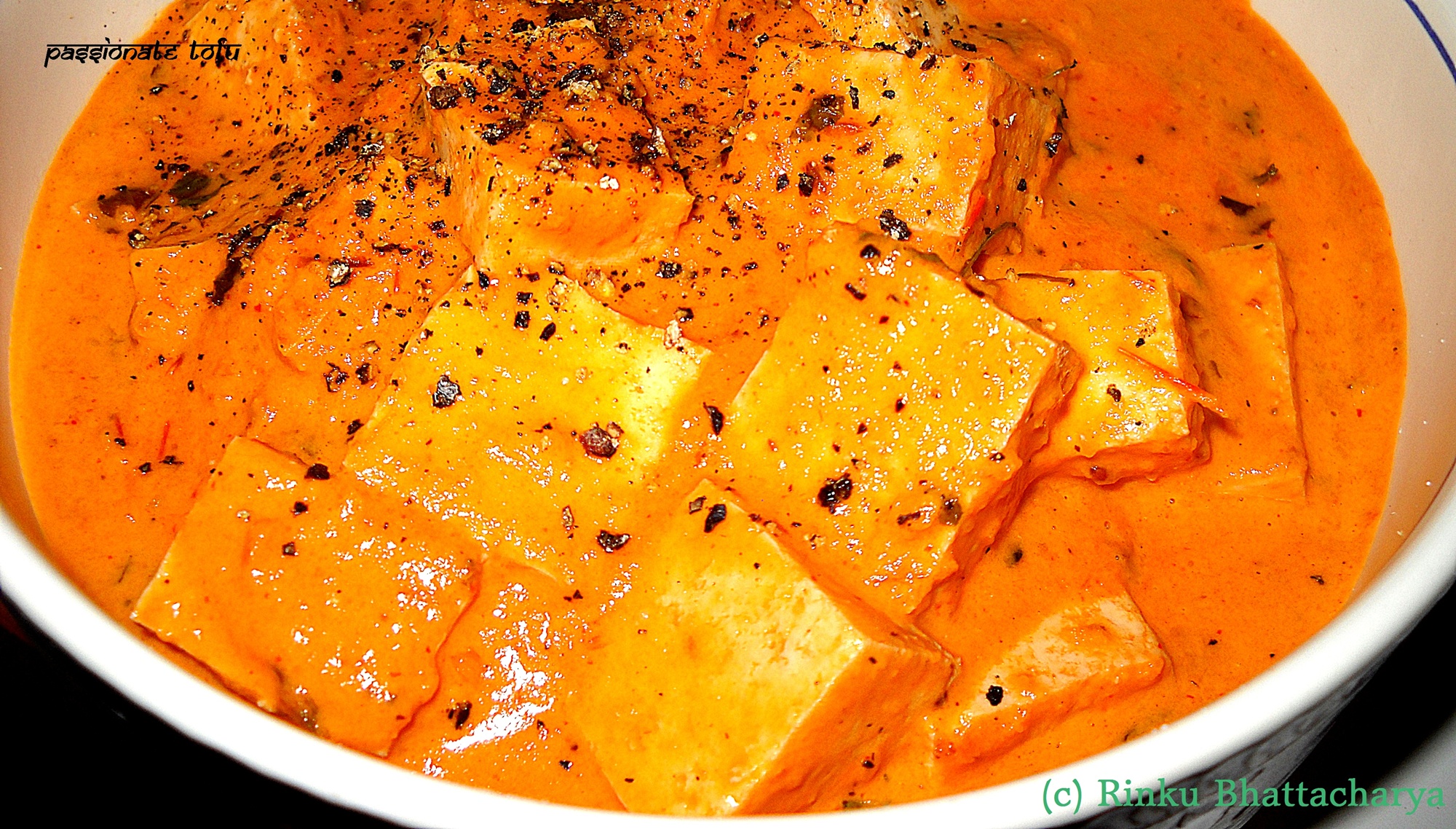 Tofu in a lightly spiced red pepper cream sauce