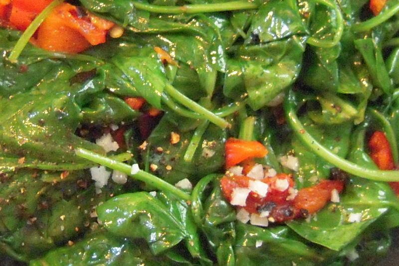 Melt-in-your mouth Roasted Red Peppers and Baby Spinach