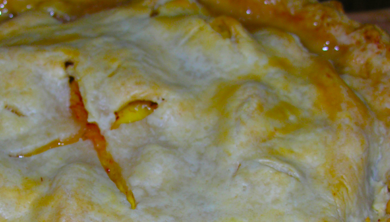 Fall peach harvest pie with a twist
