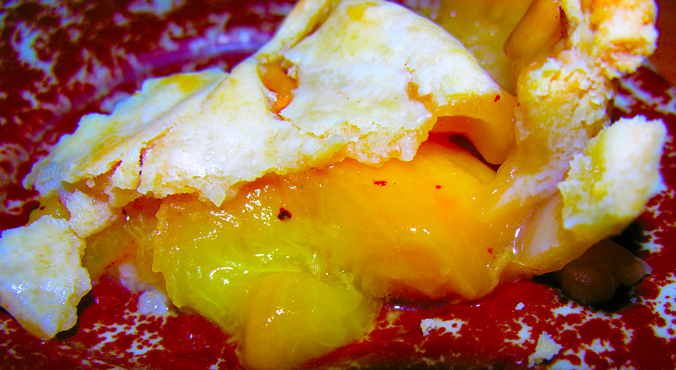 Fall peach harvest pie with a twist