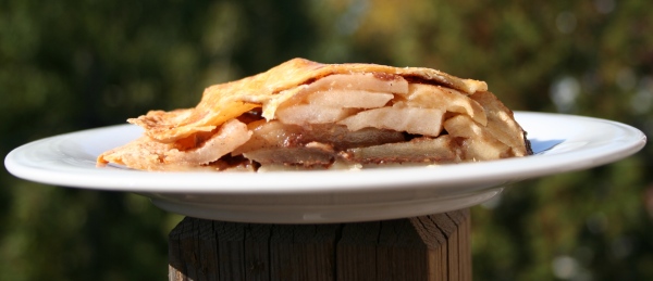 Papa's apple cardamom pie