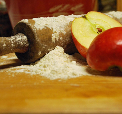 Apples_floured_baking_pin_photobucket