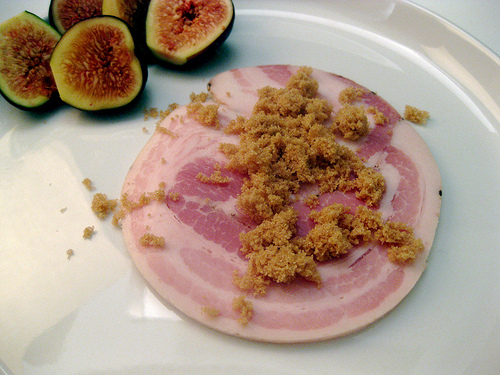 BALSAMIC GLAZED FIGS w/PANCETTA & MASCARPONE