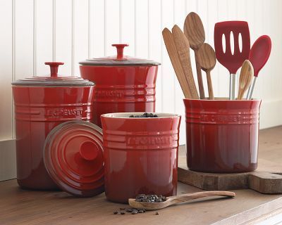 Le_creuset_enameled_stoneware_canisters