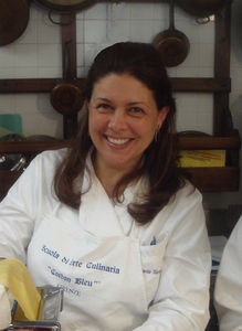 Teresa_cooking_1