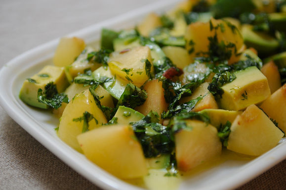 Plum_avocado_summer_salad