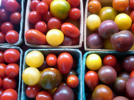 Cherry_tomatoes.