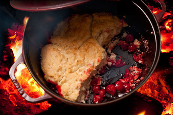 Campfire_dessert_620x413_cherry_cobbler