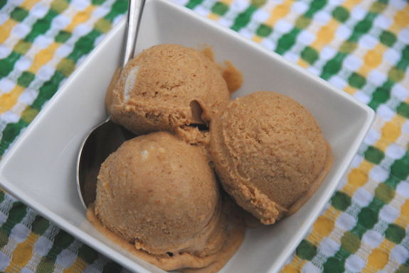 Pomegranate_molasses_date_2