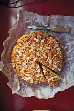 7-saffron_cake_400