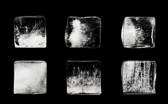 H2o01_how_water_freezes_mg_9454