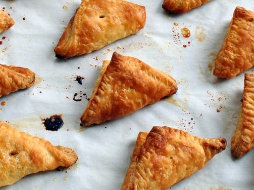 20110628-139005-date-nut-puff-pastry