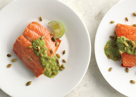 Pan-seared-salmon-with-pumpkin-seed-cilantro-pesto-646