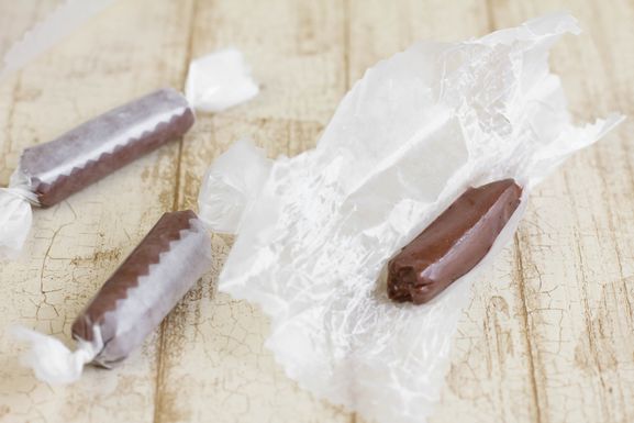 Sprinklebakes_homemade_tootsie_rolls_food52_1